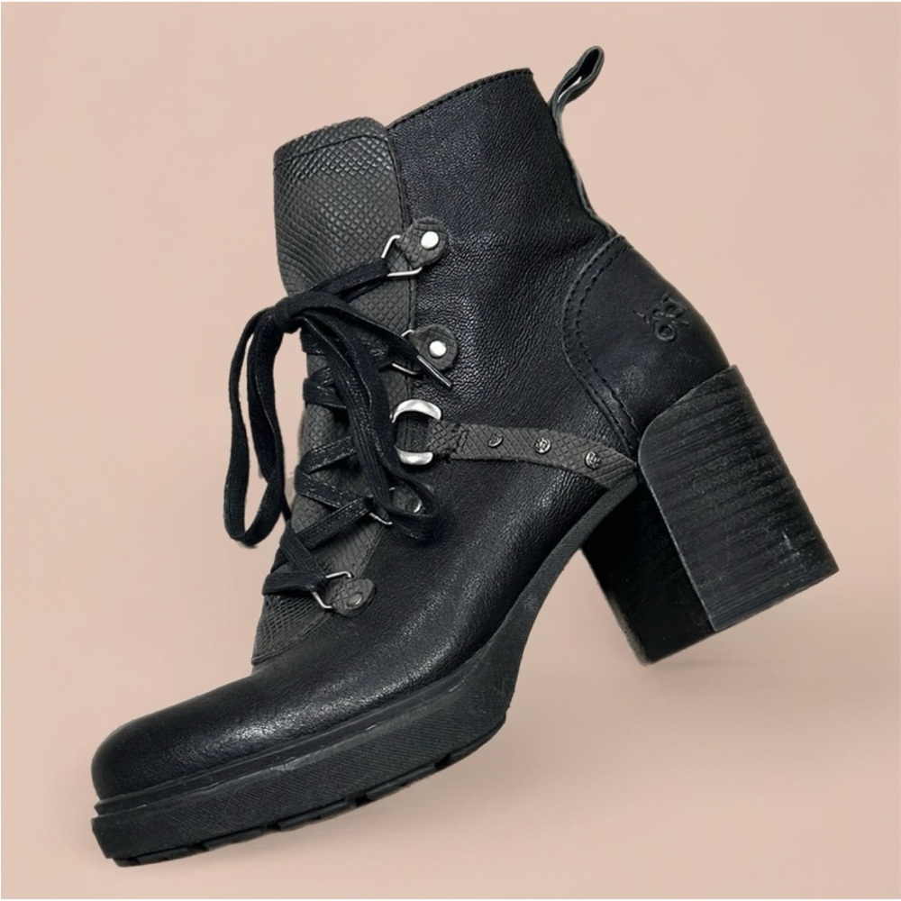 * OTBT Black Lace Up Boots with Chunky Heel